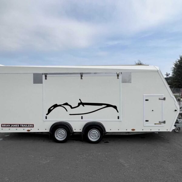 Transportador de coches Brian James Race Sport cerrado